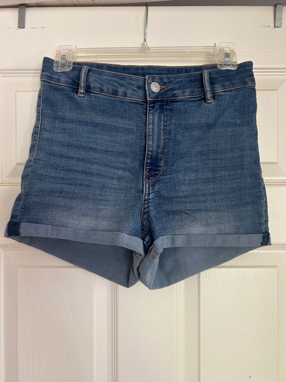 H&M Medium Blue Rolled-Hem Denim Shorts